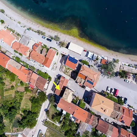 Olive's Apartment-two Bedroom With Terrace Trstenik (Dubrovnik-Neretva)